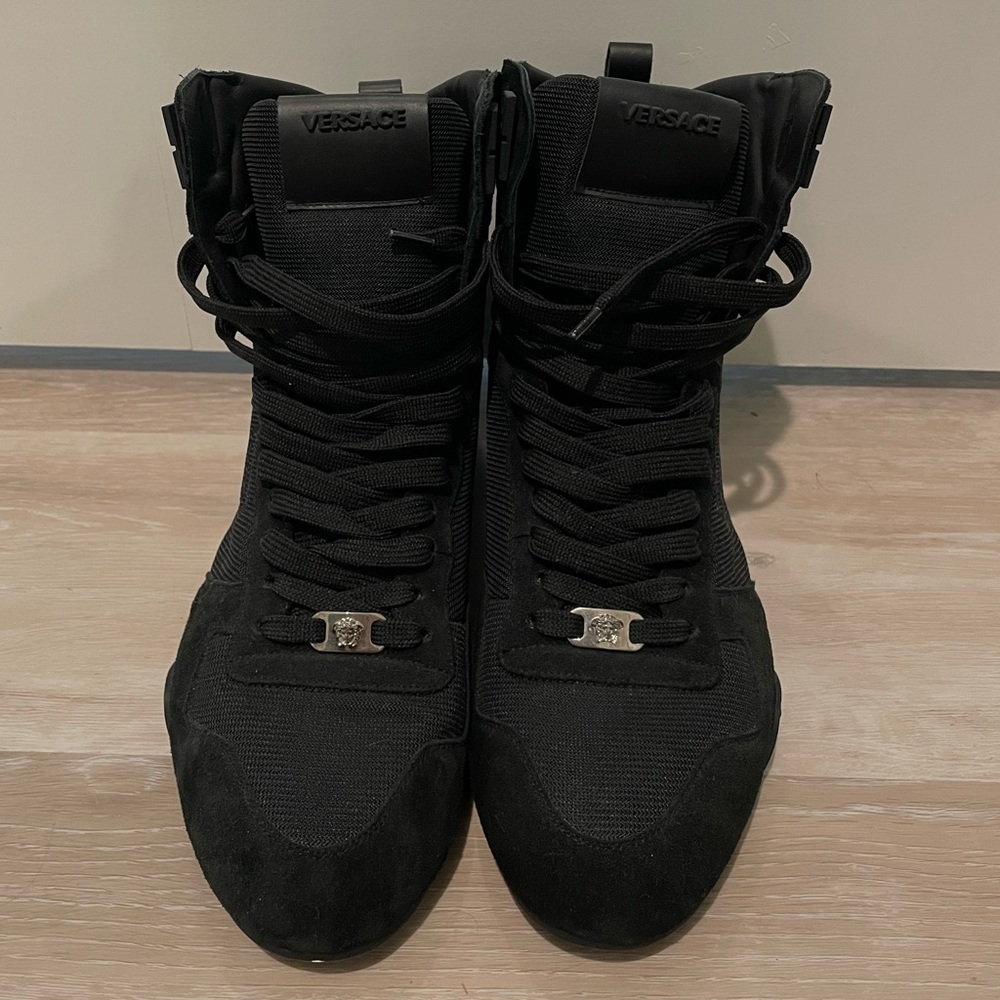 Men’s Versace high top sneakers